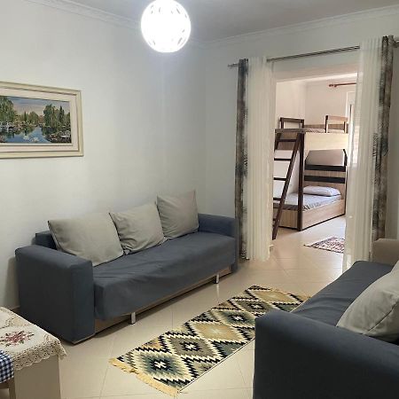 Guest House Taverna Laberia 3 Гирокастра Экстерьер фото